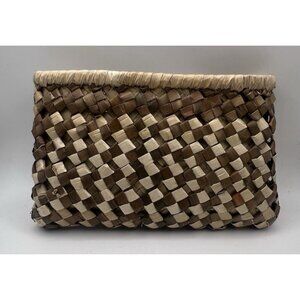 Hawaiian Lauhala Clutch Purse - Double-Stripe - Medium 7.5" x 4.5" x 1"